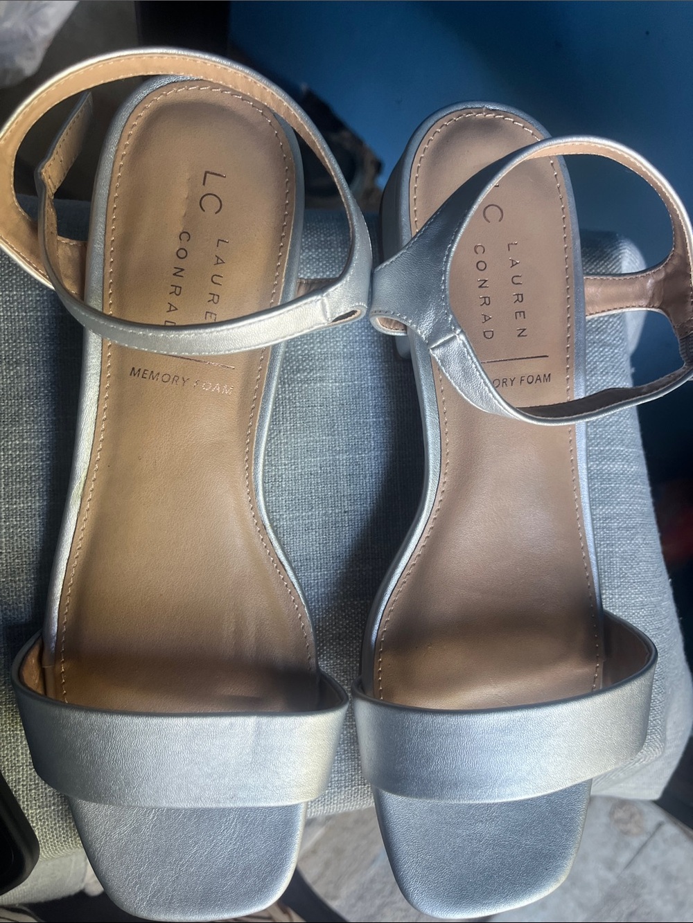 LC Lauren Conrad Metallic Silver Ankle-Strap Sandals 9M .